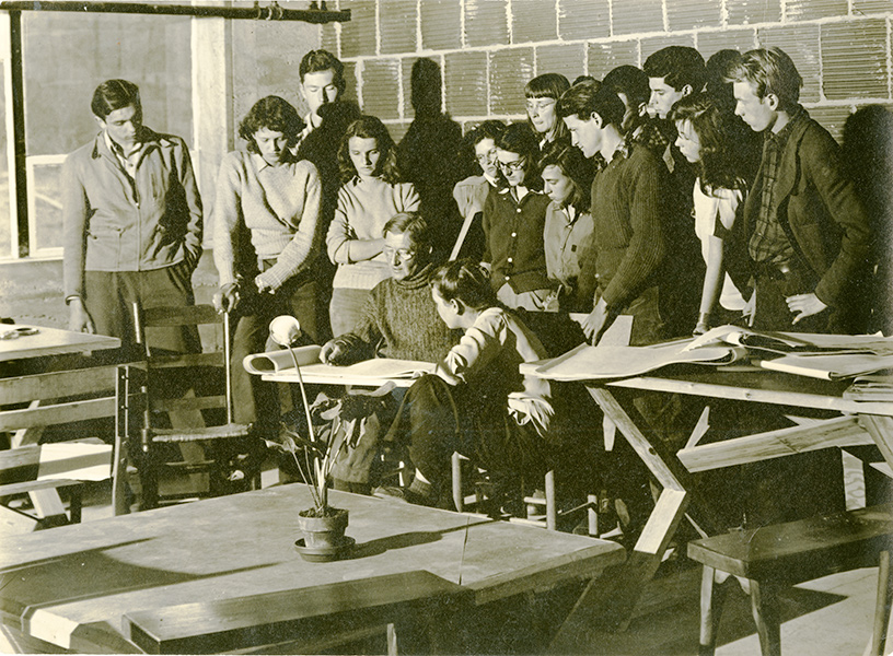 archival photo of josef albers teaching a class of students