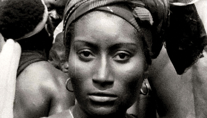 Image of a woman from the 1975 Cameroonian film Muna Moto